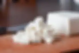 Begini cara menyimpan tahu agar tidak asam dan lebih awet.
