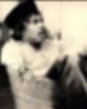 Rupanya pemeran Babeh Sabeni ini pernah ngamuk di sela syuting Sinetron Si Doel Anak Sekolahan. Rano Karno ungkap fakta mengejutkan.