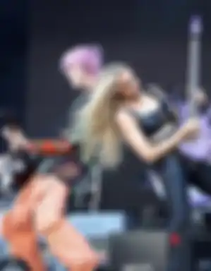MGK dan Sophia Lloyd