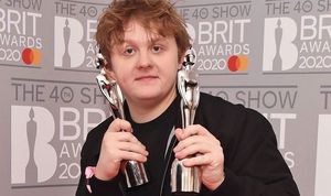 Profil Lewis Capaldi, Penyanyi Asal Inggris yang Melejit Berkat Lagu Someone You Loved