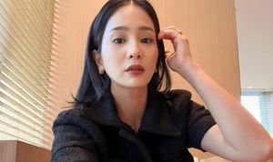 Bunga Zainal Nangis Dituding Pelit oleh Keluarga, Pilih Bungkam Demi Sang Ayah: Biar Gue jadi Anak Durhaka