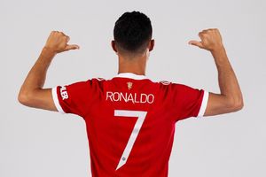 Manchester United Larang Fans Cetak Jersey Cristiano Ronaldo dan 2 Legenda Lain, Kenapa?