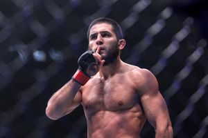 UFC 311 - Reaksi Pelatih Islam Makhachev soal Calon Lawan Berguru ke Peng-KO Anak Didiknya