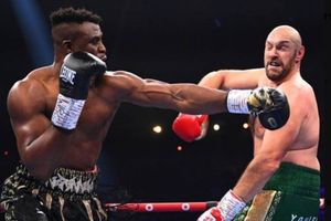 Masih Belum Kapok, Francis Ngannou Ingin Tantang Tyson Fury Lagi, Yakin Sedikit Lagi Menang