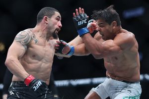 UFC 319 - Andai Habisi Dricus du Plessis, Khamzat Chimaev Diminta Hadapi Sosok Ini