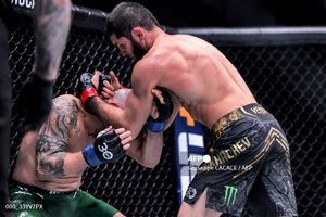 Eks Juara UFC Sadar Diri, Jalannya Kembali Hadapi Islam Makhachev Masih Panjang