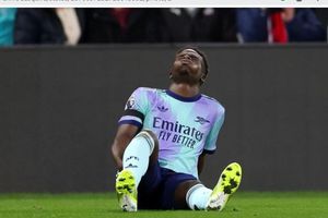 Pesta Gol Arsenal di Rumah Tetangga Harus Dibayar Mahal, Bukayo Saka Alami Cedera Hamstring