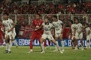 Liga 1 - Tersandung Lagi di Gelora Kie Raha, Pelatih Malut United Sebut Konsentrasi Pemain Masih Bermasalah