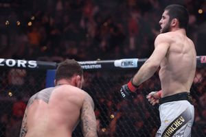 Pelatih Beberkan Duel Paling Menyiksa bagi Islam Makhachev di UFC