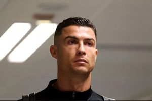 Jet Pribadi yang Bawa Ronaldo ke Indonesia Terciduk Mampir ke Manchester Dulu