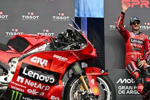 Francesco Bagnaia Mulai Kalut Usai Melihat Marc Marquez Menang pada MotoGP Argentina 2025