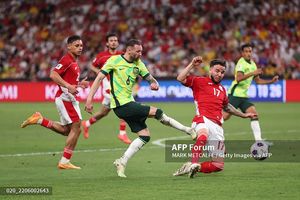 Hasil Babak Pertama Timnas Indonesia Vs Australia - Kevin Diks Gagal Penalti, Kluivert Murka Kena Hukum Karma