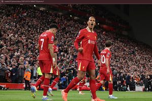 Gaji Van Dijk Setelah Resmi Perpanjang Kontrak di Liverpool, Seminggu Bisa Beli iPhone untuk Satu Kelurahan
