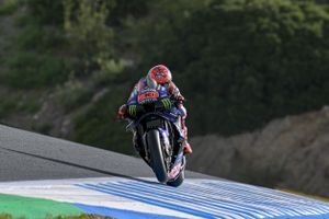 MotoGP Spanyol 2025 - Quartararo Heran, Habis Terjatuh Hadirkan Situasi Tak Masuk Akal di Belakang Marquez