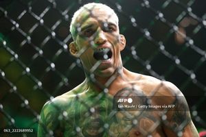 Charles Oliveira Buka Suara usai Kalah KO dari Ilia Topuria pada UFC 317