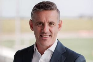 Van Bronckhorst Cuma Menang Nama Besar, PSSI Pilih John Herdman karena Selaras dengan Ambisi