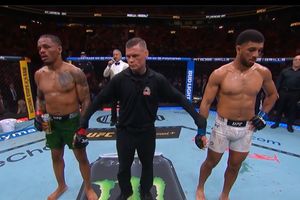 UFC 327 Menuai Protes, Jagoan Kelas Ringan Tak Terima Hasil Duelnya Berubah