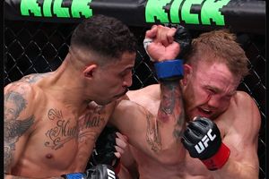 Reaksi Islam Makhachev usai Carlos Prates Sikat TKO JDM di UFC Perth