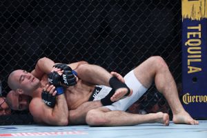 Kesalahan Besar yang Diklaim Jadi Kambing Hitam Kekalahan Khamzat Chimaev di UFC 328