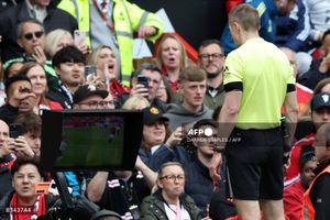 Liga Inggris Jelaskan Keputusan Handball Man United, Gary Neville Sebut Konyol