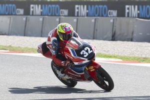 Hasil Moto3 Junior 2026 - Ramadhipa Posisi Pertama di Estoril, Indonesia Raya Berkumandang