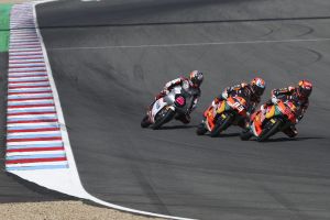 Reaksi Alvaro Carpe usai Aksi Luar Biasa Veda Buyarkan Posisi 5 Besarnya pada Moto3 Ceko 2026