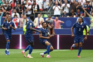 Hasil Piala Dunia 2026 - Mbappe Cetak 2 Gol di Laga Ke-100, Pepet Rekor Messi, Prancis ke 32 Besar