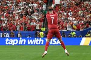 Cetak Brace ke Gawang Uzbekistan, Ronaldo Ukir 2 Rekor Menawan di Piala Dunia 2026