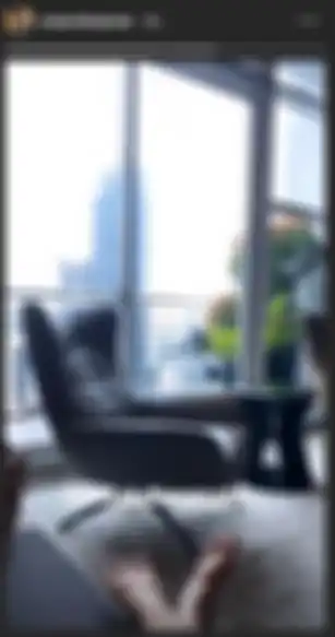 Pemandangan dari dalam apartemen Maia Estianty