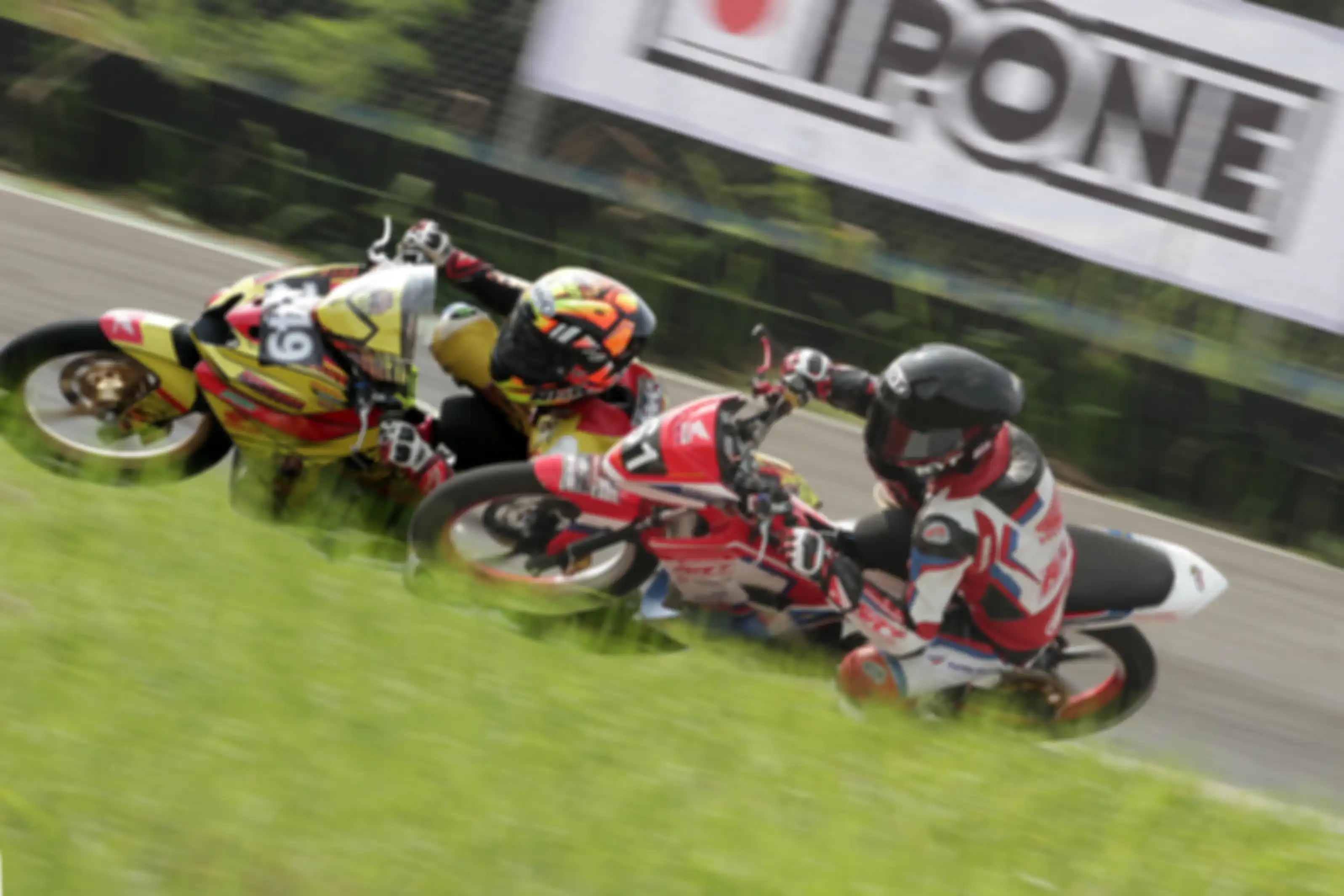 Ilustrasi road race. 