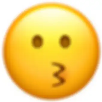Emoji mencium atau bersiul?