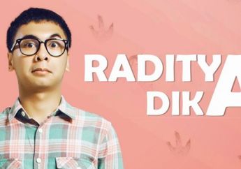 Demi Foto Bersama Nella Kharisma, Raditya Dika Kepergok Dangdutan!