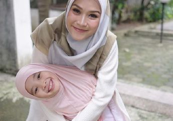 Zaskia Adya Mecca Puji Perjuangan Ririn Dwi Ariyanti Saat Persalinan