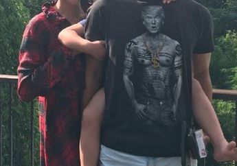 Gagal Liburan ke Australia, Nikita Mirzani Boyong Keluarga Ke Bali