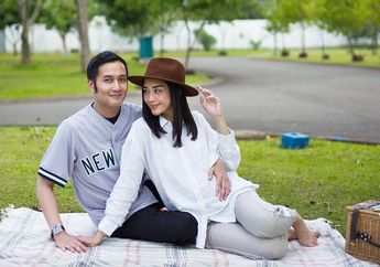 Tak Ada Angin Tak Ada Hujan, Rumah Tangga Ririn Dwi Ariyanti dan Aldi Bragi Dikabarkan Berada di Ujung Tanduk, Begini Kesaksian Penjaga Rumah Mereka yang Kosong Melompong: Kami Nggak Ketemu Mbak Ririn!