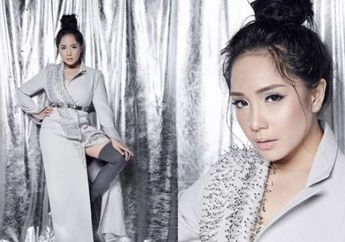 Nagita Slavina Sedang Ngelamun dan Pakai Rol, Netizen: Ini Wanita Cantik Luar Dalam!