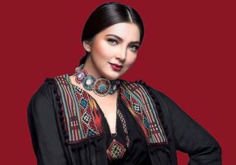 Kenakan Embellishment Dress, Penampilan Ashanty Bikin Kamu Terpukau