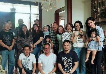 Tersebar Foto Kedekatan Keluarga Faisal Harris dengan Ibunda Jennifer Dunn, Shafa Merasa Dikhianati