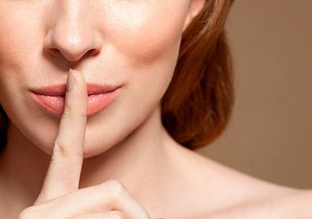 4 Zodiak Paling Pandai Menjaga Rahasia, Tempat Curhat Terbaik nih!