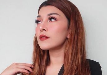 Tips Makeup Tahan Seharian dari Make Up Artist, Khusus untuk Kamu yang Malas Touch Up nih!