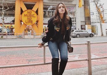 Siapa Sangka Tote Bag Sederhana Milik Raisa Andriana Harganya Mencapai Puluhan Juta Rupiah, yuk Lihat Modelnya!