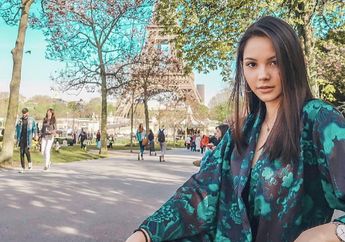 Nggak Pakai Ribet, Contek Makeup Simpel dan Natural ala Alyssa Daguise yuk!