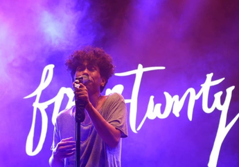 Buat Penonton Bersenandung, Fourtwnty Tak Lupa Nyanyikan Lagu Nasional