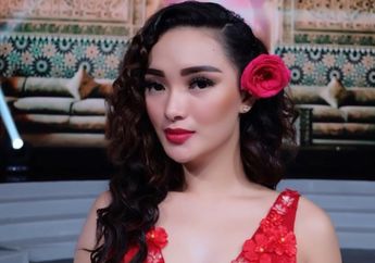 Cuma Kantongi Ijazah Tamatan SD Sebagai Bekal Hidup, Zaskia Gotik Tak Malu Akui Dulu Pernah Hidup Susah dan Gak Lulus SMP Gegara Hal Ini!