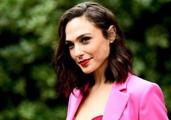 Pamer Perut Buncit, Bintang Film Wonder Woman Gal Gadot Umumkan Hamil Anak Ketiga