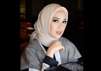 Mantap Berhijab, Chaca Frederica Ungkap Perjalana Hijrahnya Hingga Datangi Tempat Bersejarah