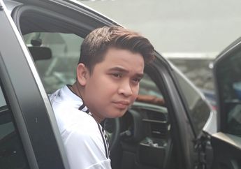 Billy Syahputra Tanggapi Kabar Kedekatannya dengan Via Vallen