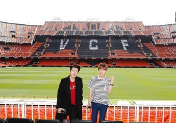 Nikmati Liburan, Leeteuk dan Donghae Super Junior Kunjungi Markas Valencia CF di Spanyol