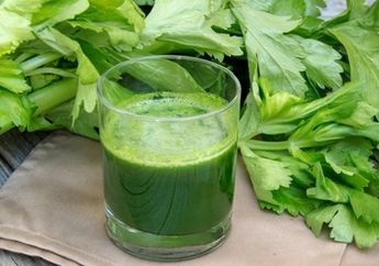 Simak nih Resep Jus Daun Seledri yang Bisa Buat Perut Rata dan Turunkan Berat Badan!