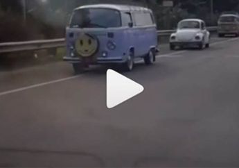 VIDEO: Dikawal Polisi, Rombongan Mobil Klasik Melawan Arah Hindari Macet di Tol Jagorawi